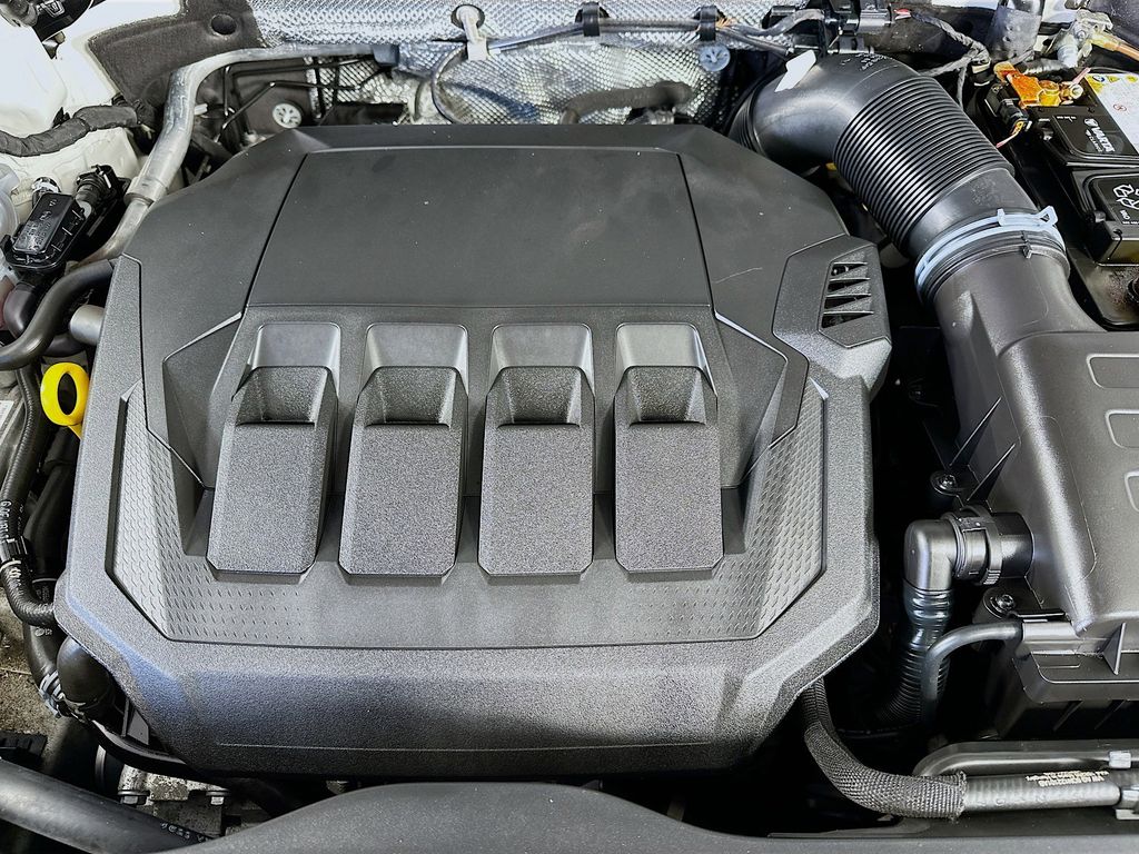 Thumbnail: 2024 Audi Q3 - 9