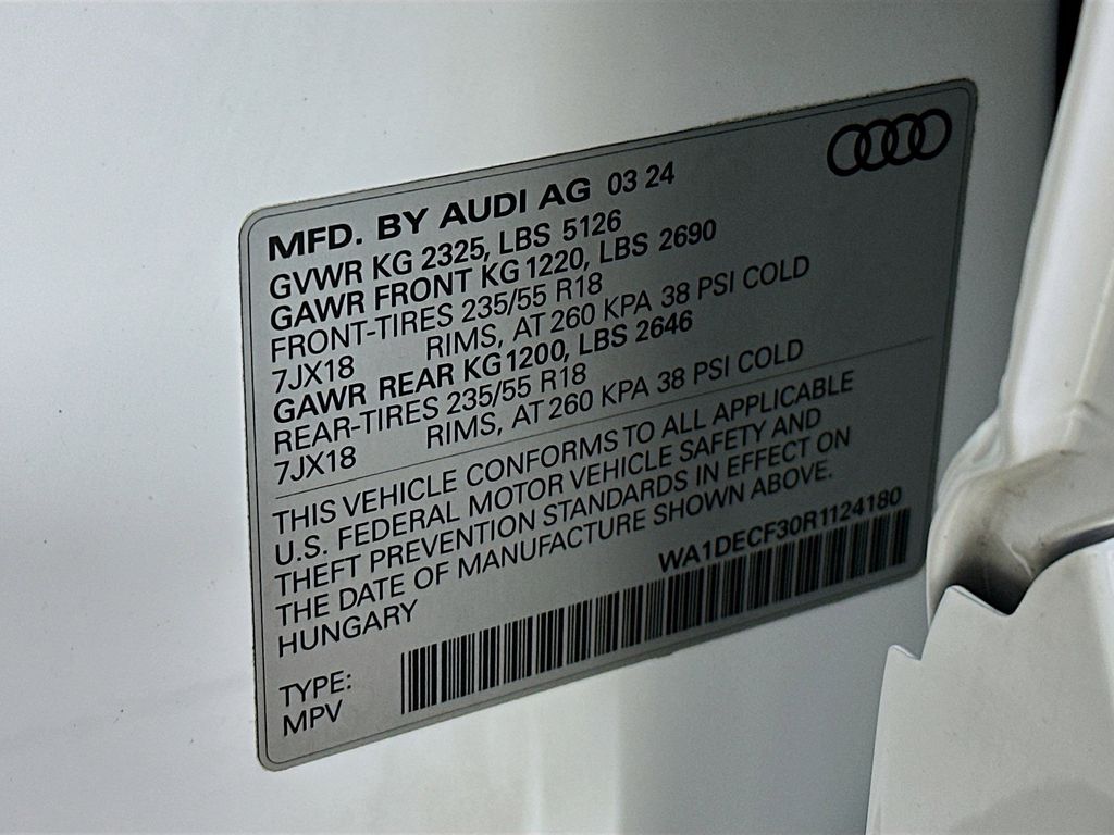 Thumbnail: 2024 Audi Q3 - 21