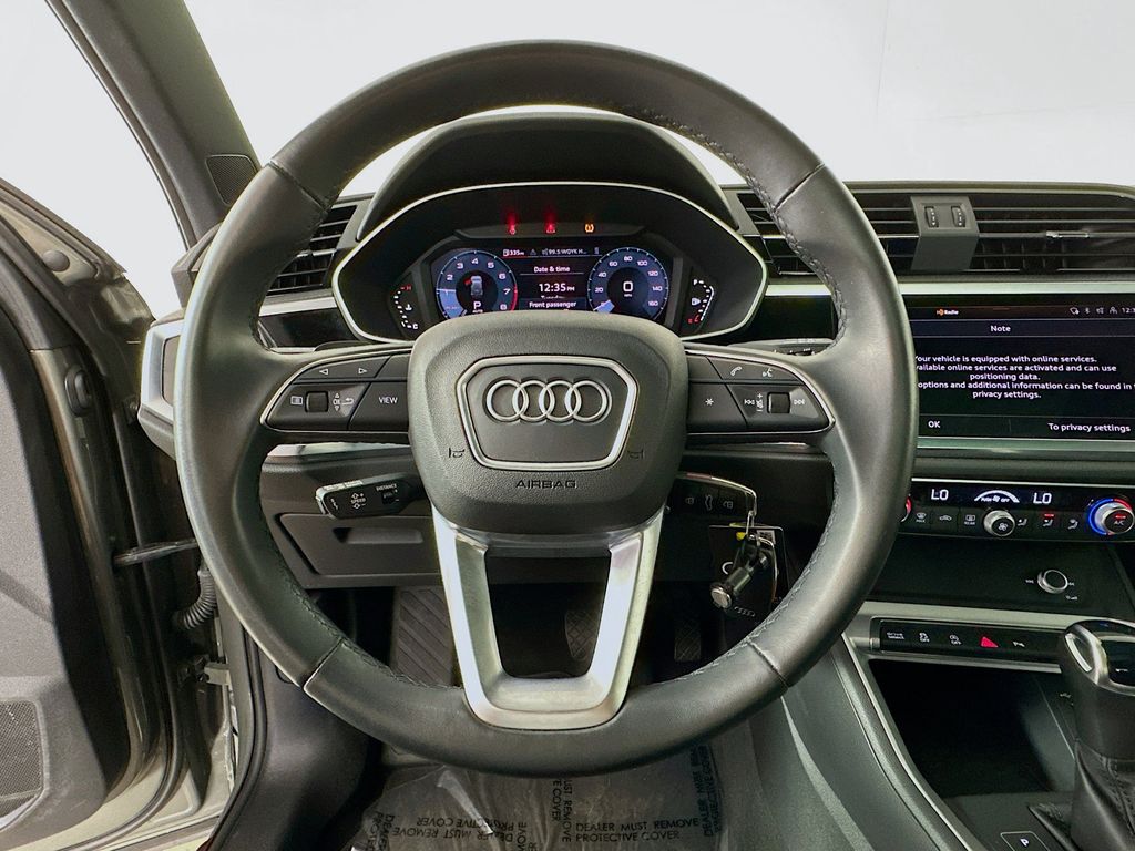 Thumbnail: 2025 Audi Q3 - 15