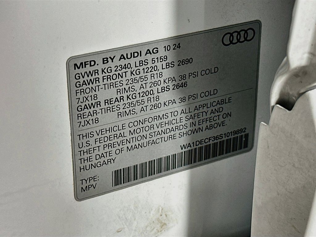 Thumbnail: 2025 Audi Q3 - 21