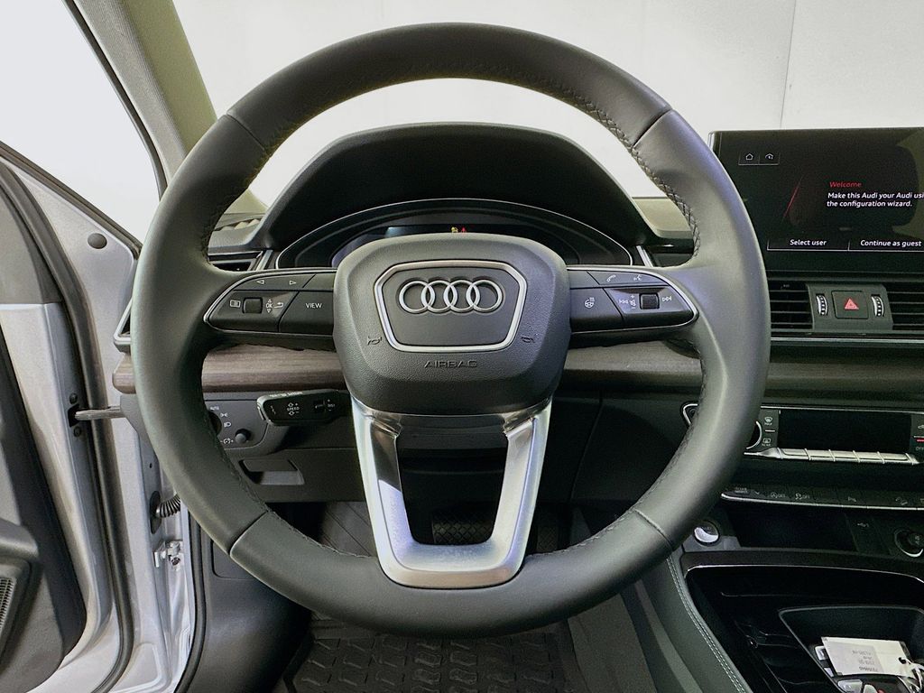 Thumbnail: 2023 Audi Q5 - 15