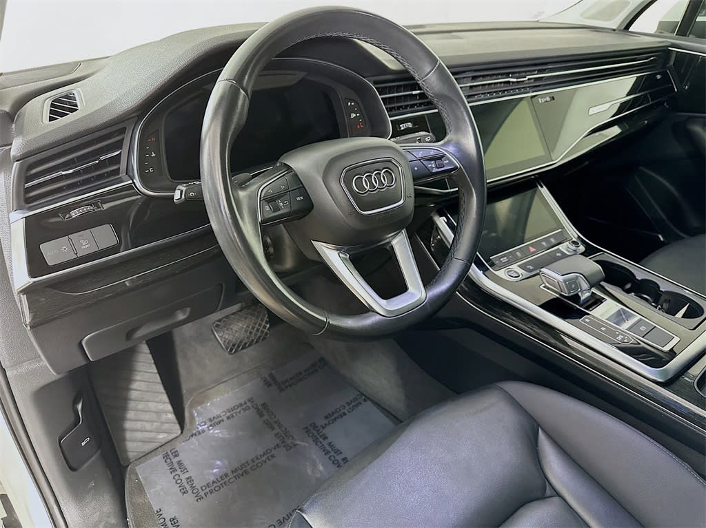 2022 Audi Q7 Premium Plus 2