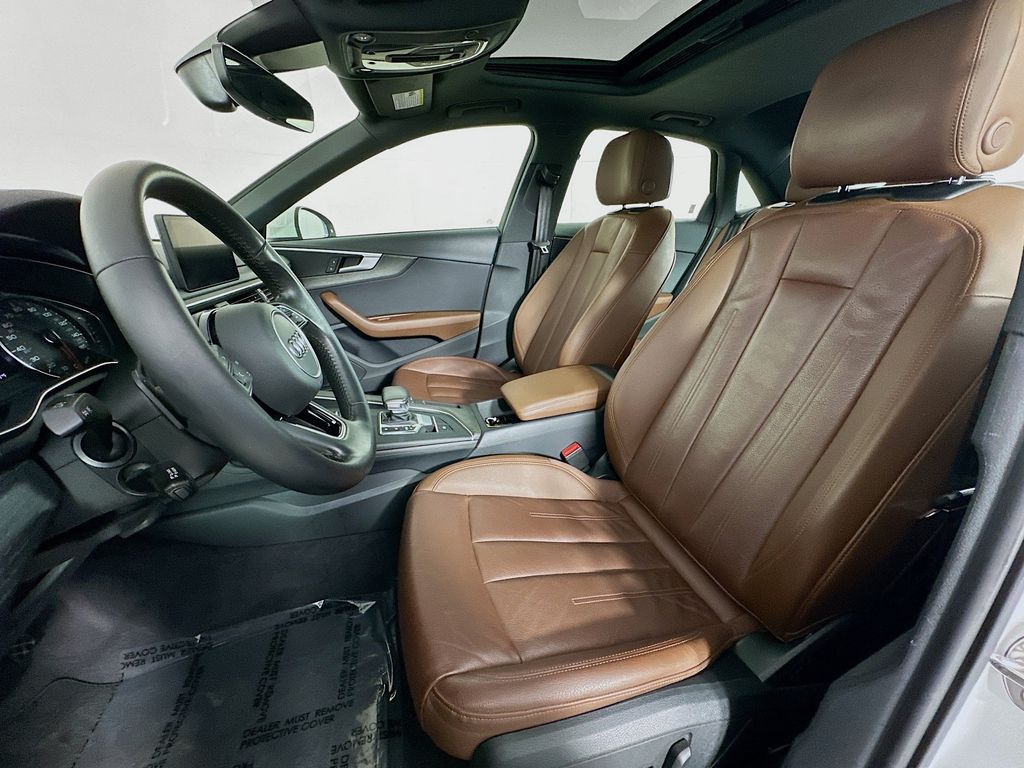 Thumbnail: 2019 Audi A4 - 11