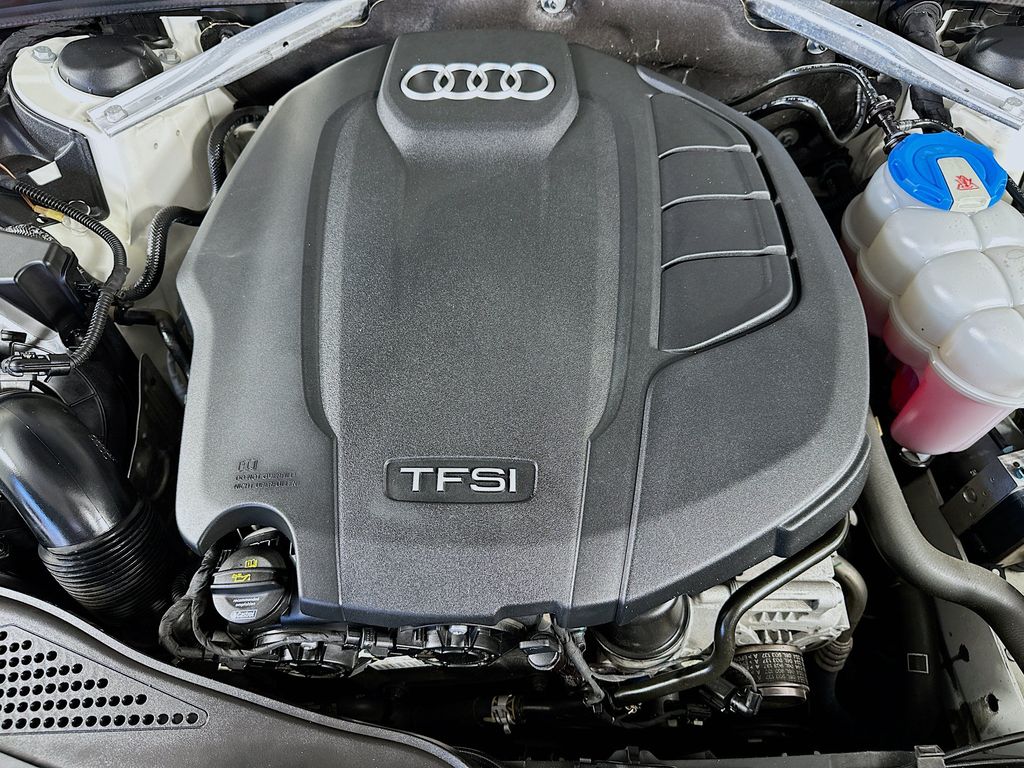 Thumbnail: 2019 Audi A4 - 9