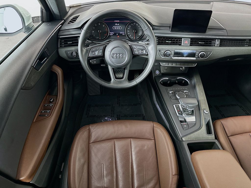 Thumbnail: 2019 Audi A4 - 10