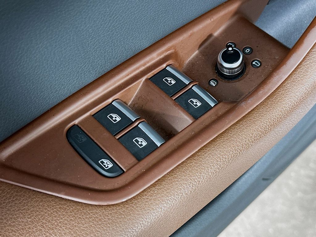 Thumbnail: 2019 Audi A4 - 29