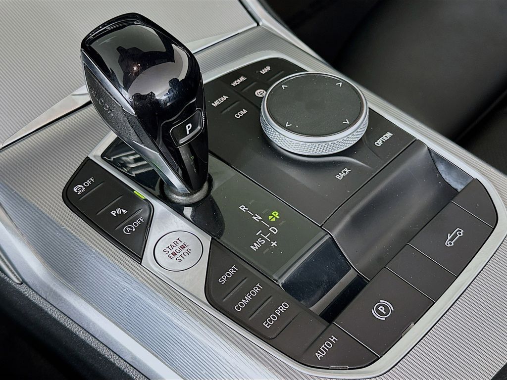 Thumbnail: 2022 BMW 4 Series - 24