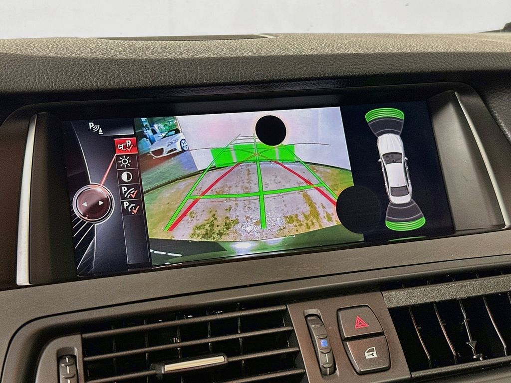 Thumbnail: 2015 BMW 5 Series - 29