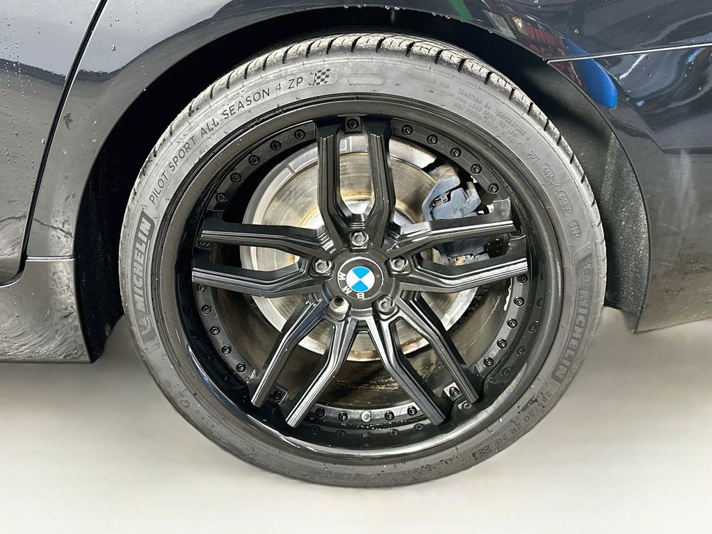 Thumbnail: 2015 BMW 5 Series - 7