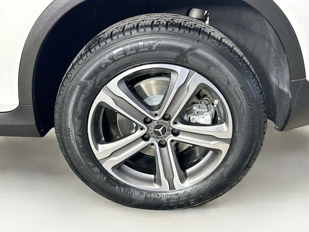 Thumbnail: 2020 Mercedes-Benz GLC - 8