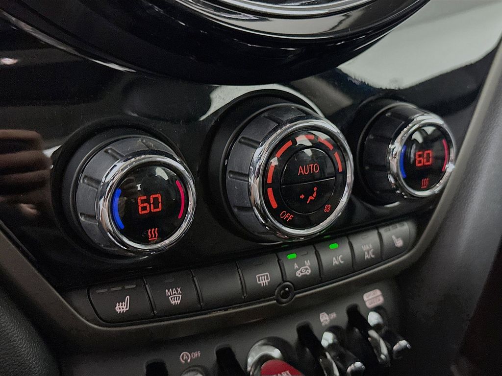 Thumbnail: 2023 MINI Cooper Countryman - 23