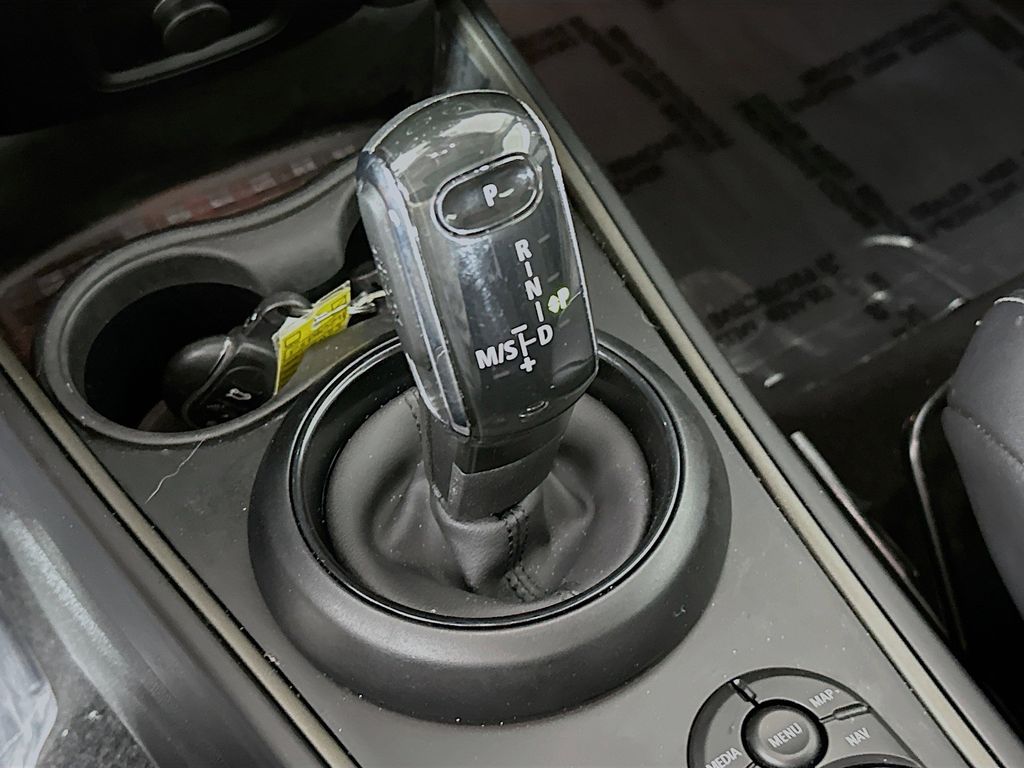 Thumbnail: 2023 MINI Cooper Countryman - 17