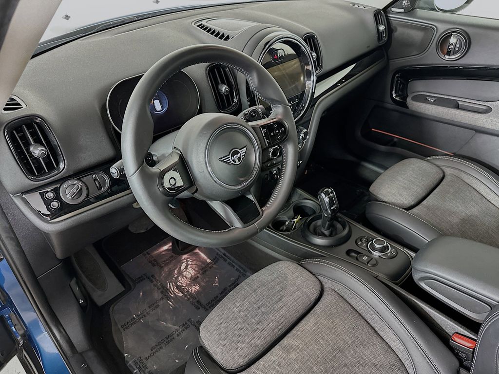 Thumbnail: 2023 MINI Cooper Countryman - 2