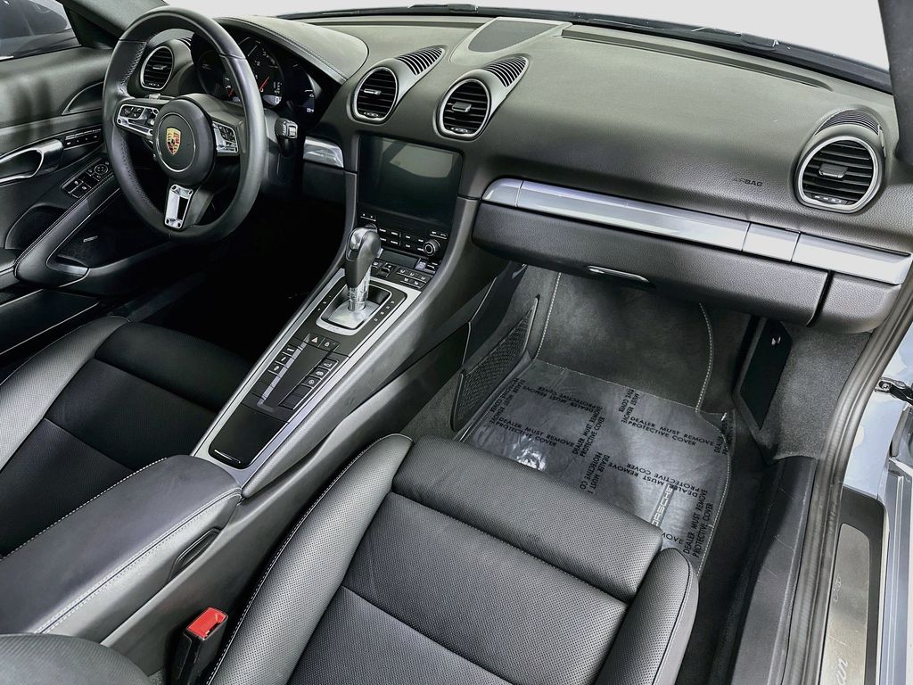Thumbnail: 2024 Porsche 718 Cayman - 30