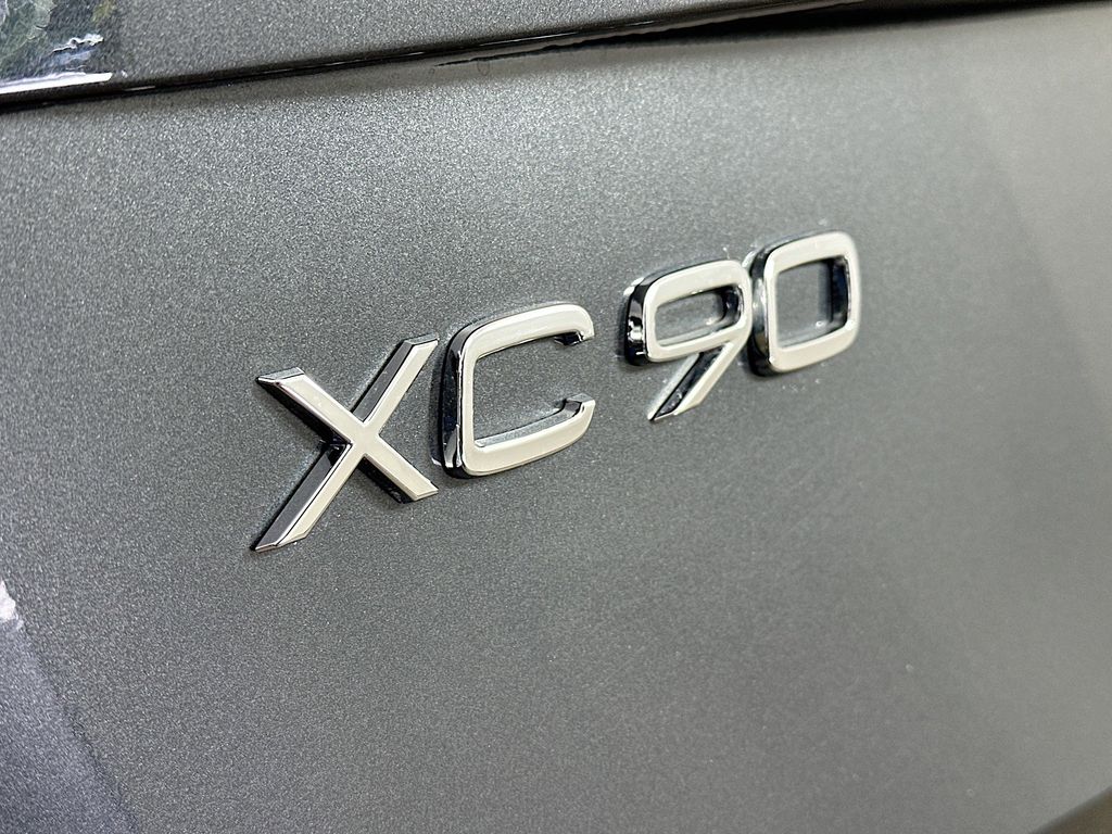 Thumbnail: 2022 Volvo XC90 - 7