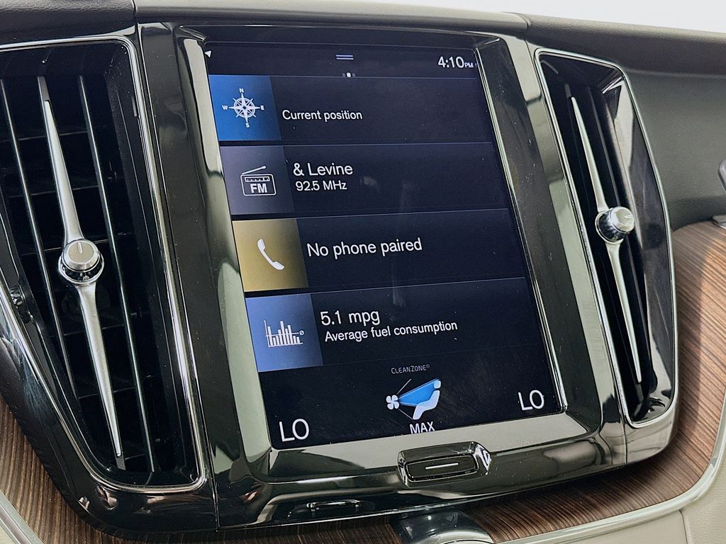 Thumbnail: 2021 Volvo XC60 - 16