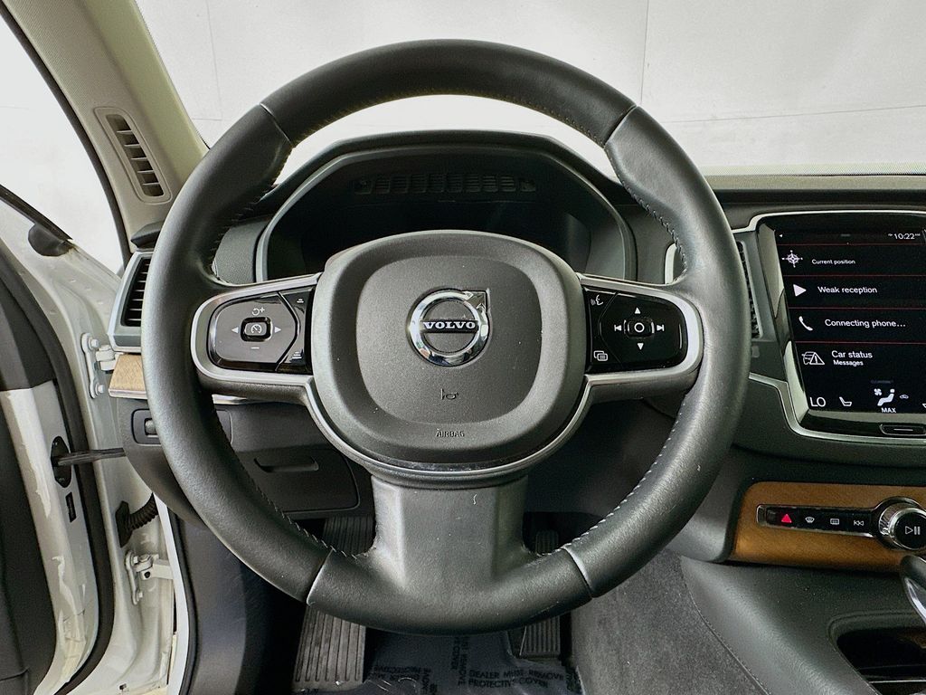 Thumbnail: 2022 Volvo XC90 - 15