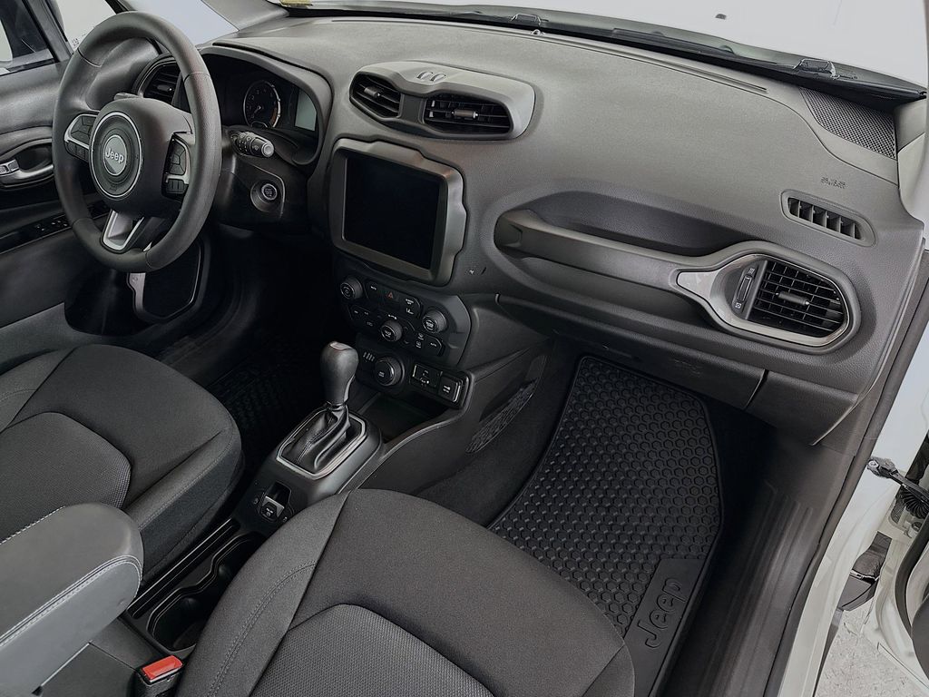 Thumbnail: 2023 Jeep Renegade - 31