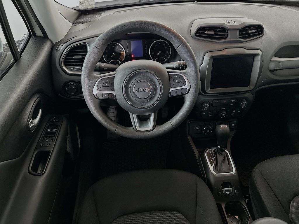 Thumbnail: 2023 Jeep Renegade - 10