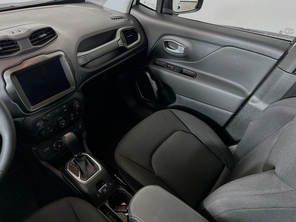 Thumbnail: 2023 Jeep Renegade - 14