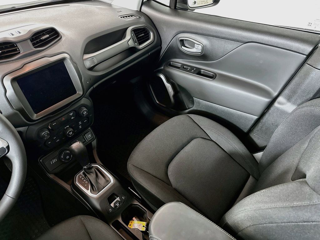 Thumbnail: 2023 Jeep Renegade - 14