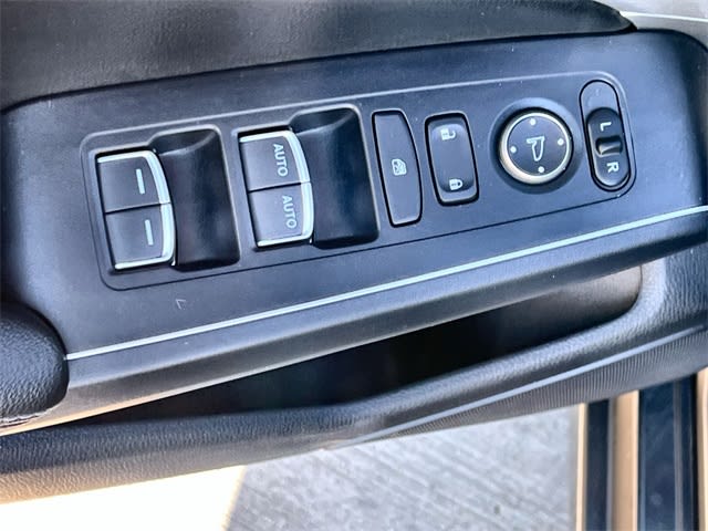 Thumbnail: 2023 Acura Integra - 30