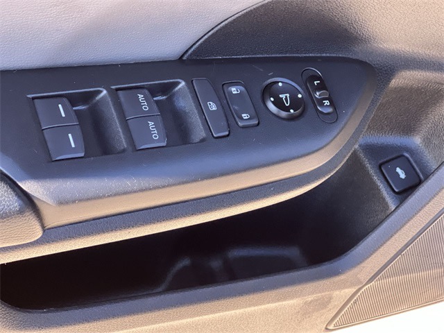 Thumbnail: 2017 Honda Civic - 30