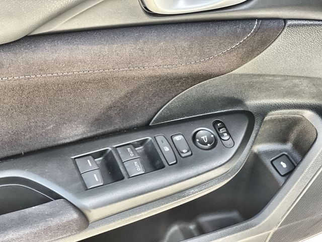Thumbnail: 2019 Honda Insight - 30