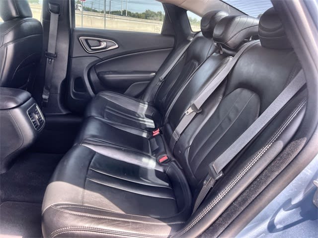 Thumbnail: 2015 Chrysler 200 - 22