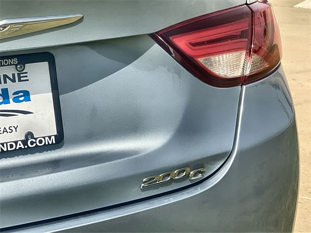 Thumbnail: 2015 Chrysler 200 - 20