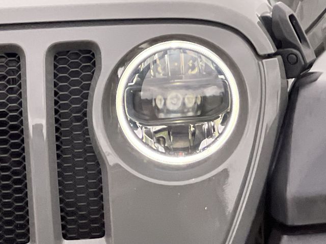 Thumbnail: 2023 Jeep Wrangler - 24