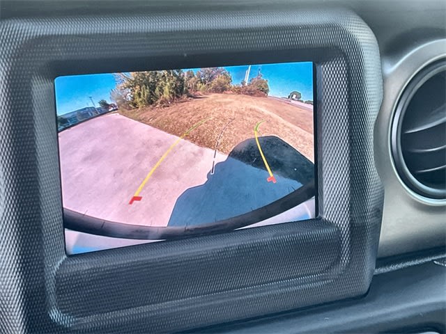 Thumbnail: 2021 Jeep Wrangler - 26