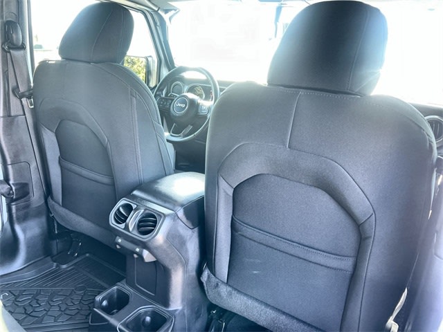 Thumbnail: 2021 Jeep Wrangler - 21