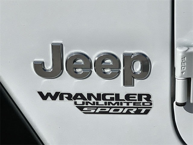 Thumbnail: 2021 Jeep Wrangler - 7
