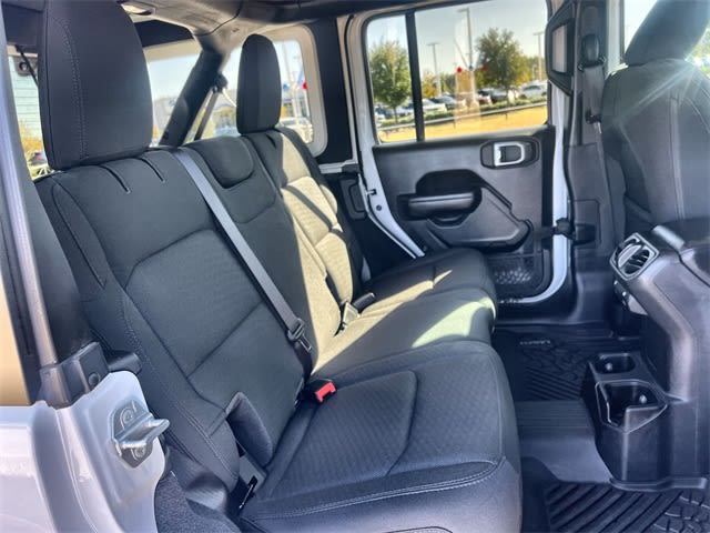 Thumbnail: 2021 Jeep Wrangler - 22