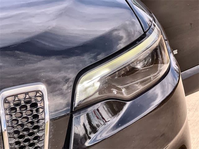 Thumbnail: 2021 Jeep Cherokee - 24