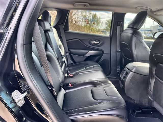 Thumbnail: 2021 Jeep Cherokee - 13