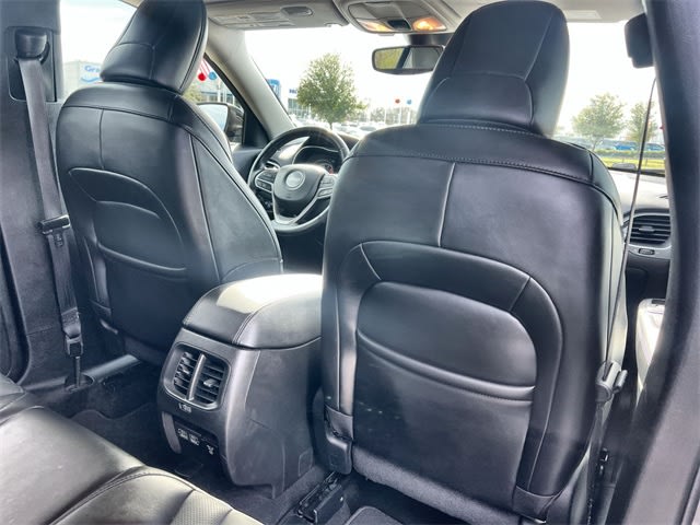 Thumbnail: 2021 Jeep Cherokee - 22