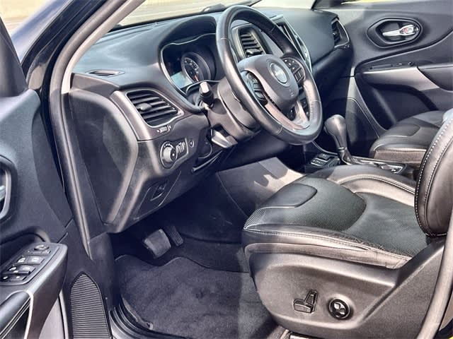 Thumbnail: 2021 Jeep Cherokee - 11