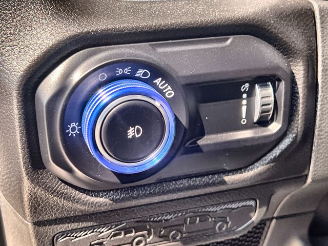 Thumbnail: 2024 Jeep Wrangler - 29