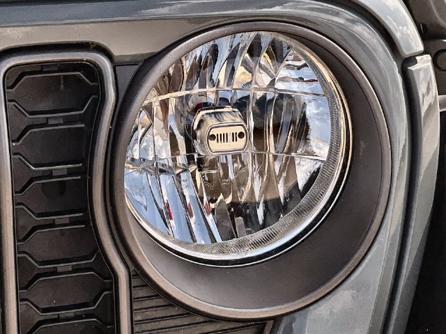 Thumbnail: 2024 Jeep Wrangler - 24