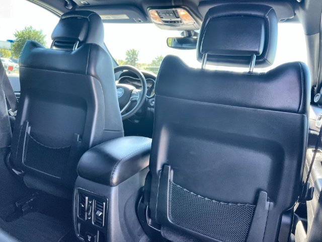 Thumbnail: 2018 Jeep Grand Cherokee - 12