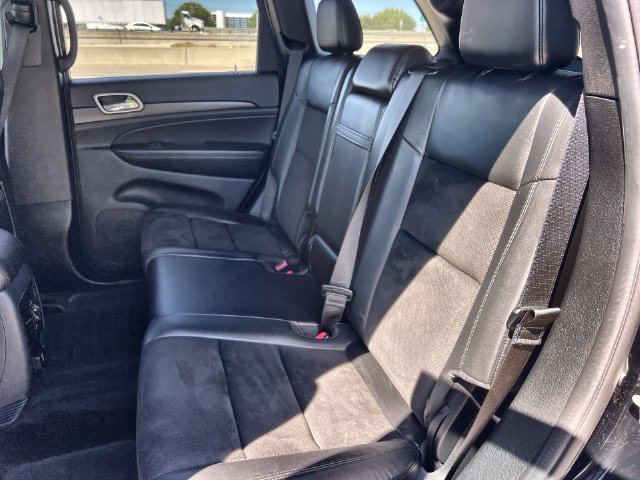 Thumbnail: 2018 Jeep Grand Cherokee - 21