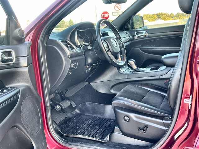 Thumbnail: 2019 Jeep Grand Cherokee - 11