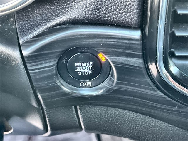 Thumbnail: 2019 Jeep Grand Cherokee - 28