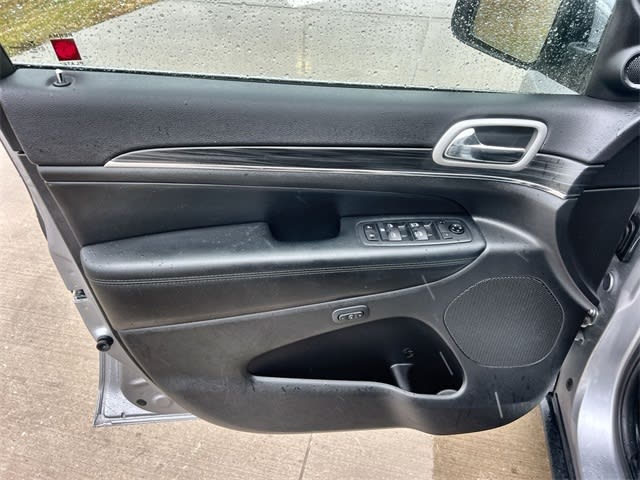 Thumbnail: 2021 Jeep Grand Cherokee - 30