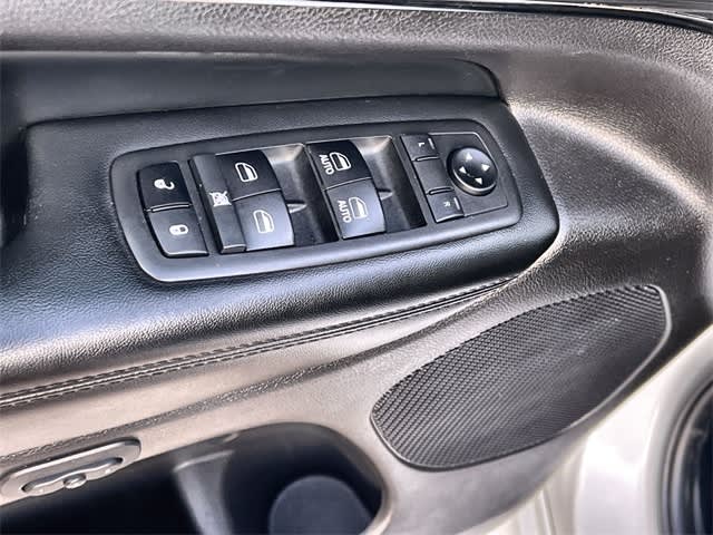 Thumbnail: 2019 Jeep Grand Cherokee - 30