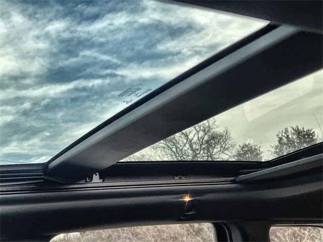 Thumbnail: 2019 Jeep Grand Cherokee - 32