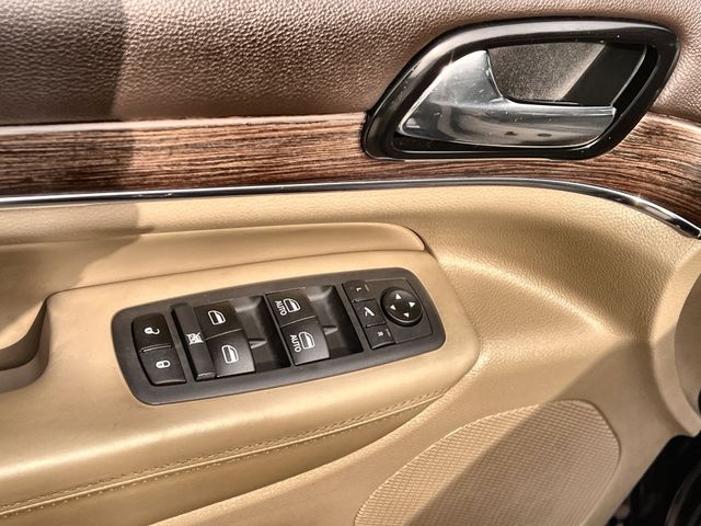 Thumbnail: 2021 Jeep Grand Cherokee - 30
