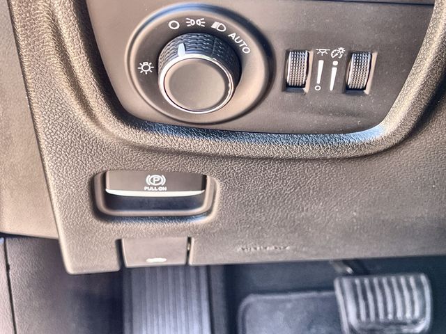 Thumbnail: 2024 Jeep Grand Cherokee L - 29